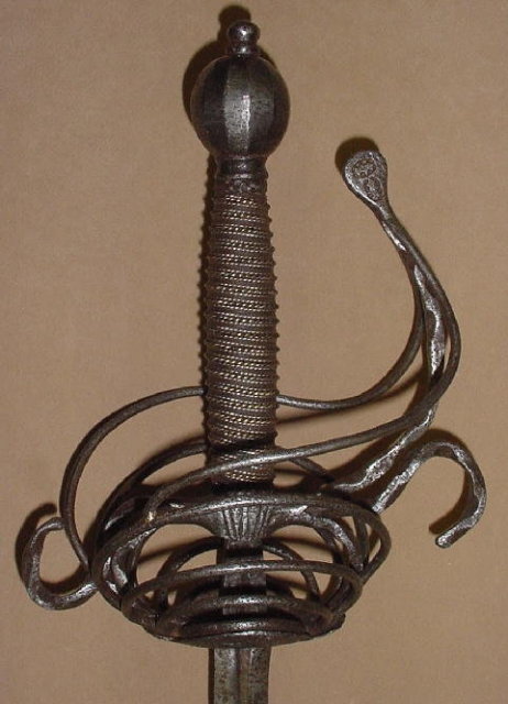 Fine Italian 4-ring Rapier, ca. 1620
