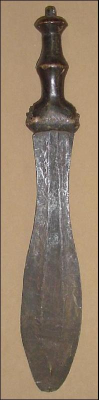 African Kuba Ikula Knife with Carved Wood Handle, Mid 19th C