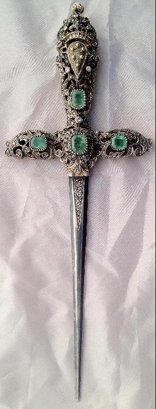 Magnificent Jeweled Medici Dagger, ca. 1840