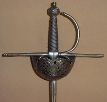 Fine Spanish Cuphilt Rapier, ca. 1650