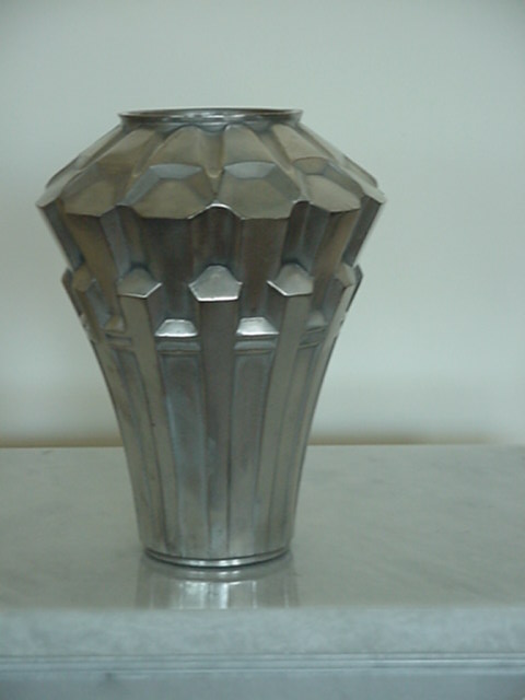ART DECO GEOMETRIC VASE