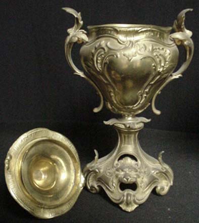 PAIR OF URNS