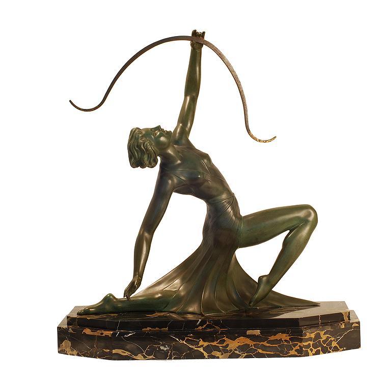 Antique Art Deco Sculpture of Diana the Archer by G. Daverny