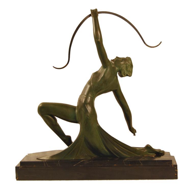 Antique Art Deco Sculpture of Diana the Archer by G. Daverny