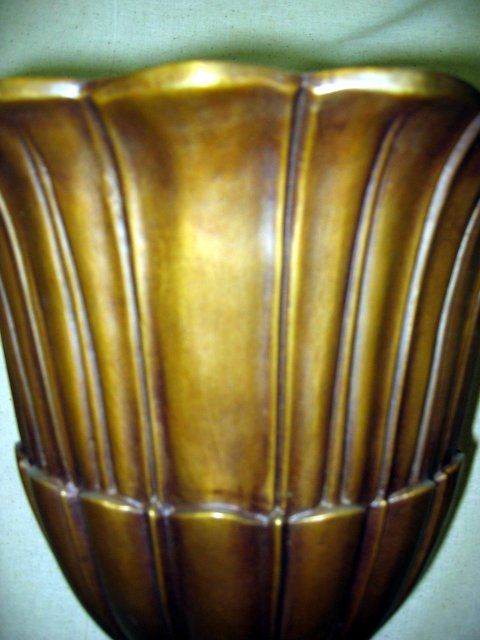 LG CLASSICAL URN