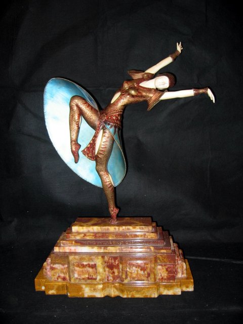 Almeria Ivory/Bronze/On Marble Base