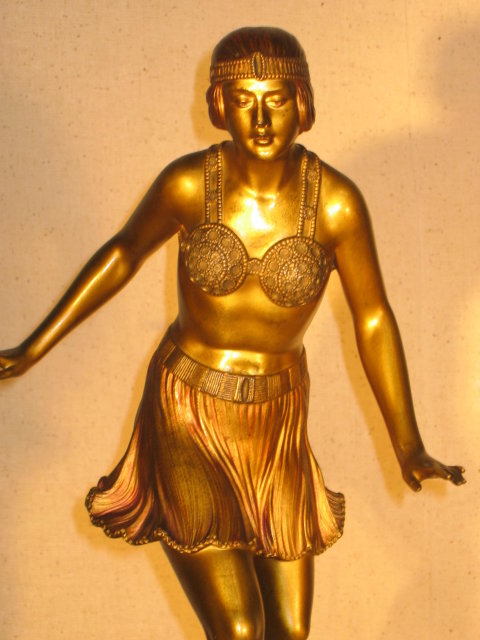 Deco Dancer W/Flip up Skirt