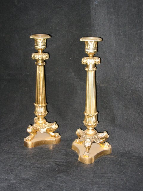 3 Lion Paws Candlesticks