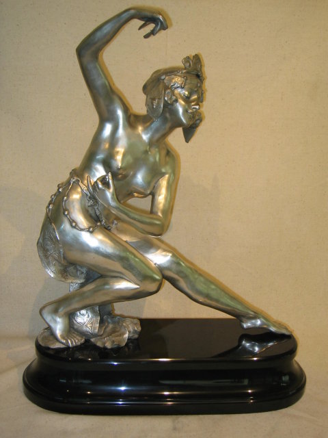 Lg Bronze Girl w/Castenetts In A Dancing Pose