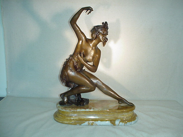 Lg Bronze Girl W/Castenetts In A Dancing Pose