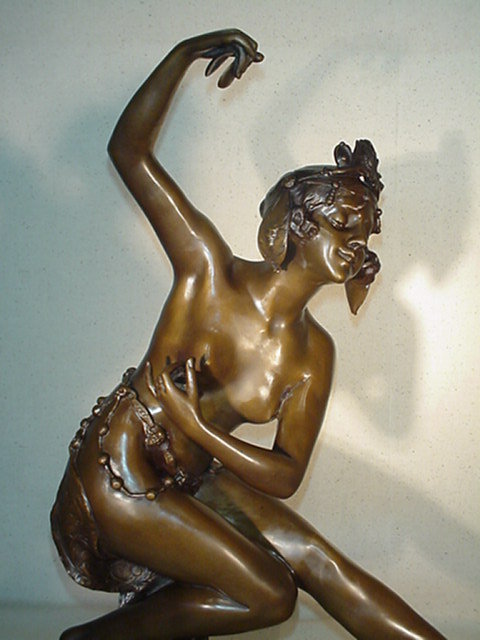 Lg Bronze Girl W/Castenetts In A Dancing Pose