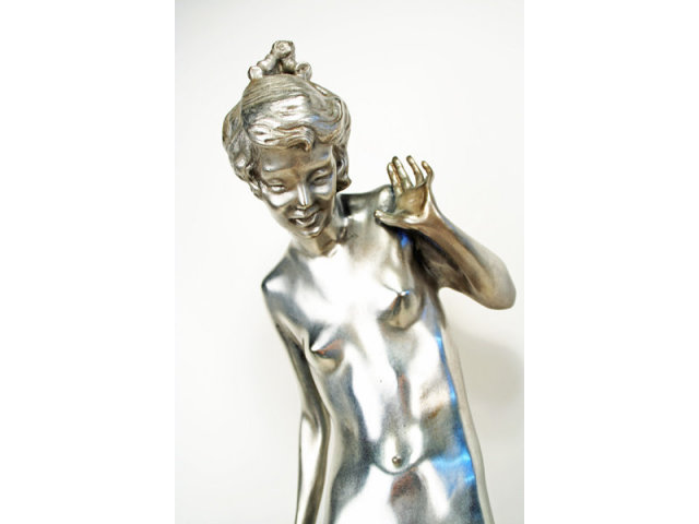 Playtime Bronze a top Lilly Pad