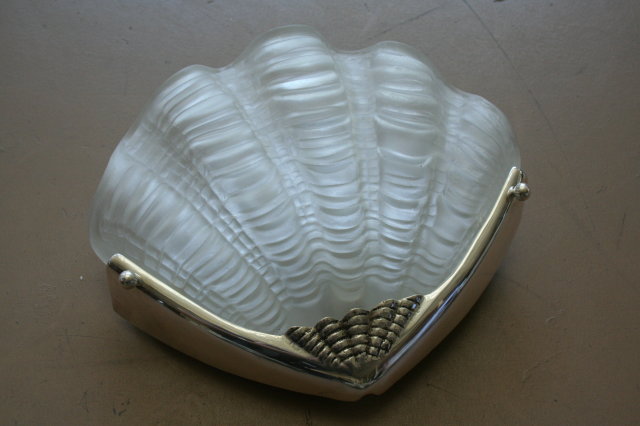 Art Deco Style Shell Wall Sconce