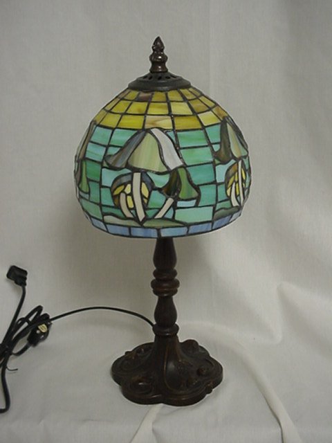 Bronze Tiffany Style Lamp/Mushroom Shade