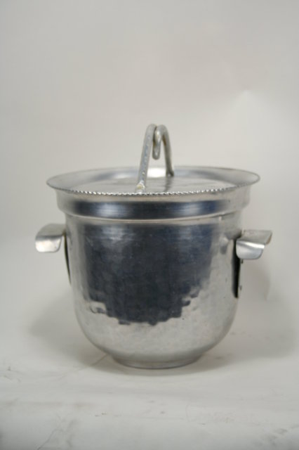 Hand Hammard Ice Bucket
