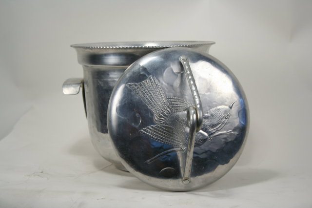 Hand Hammard Ice Bucket