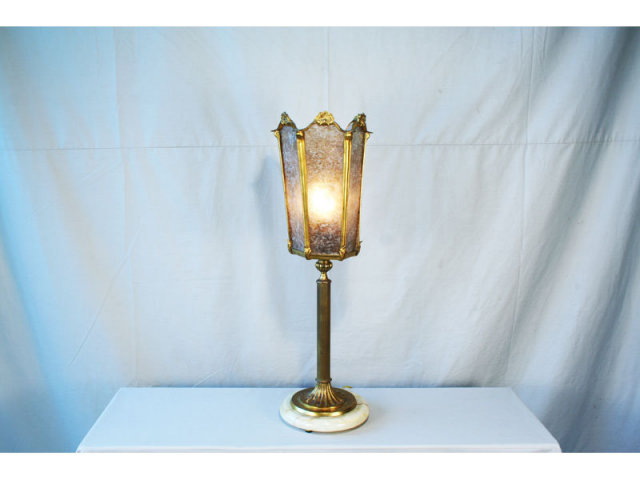 English Style Dore Table Lamp