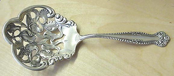 Canterbury NUT SPOON Towle Sterling