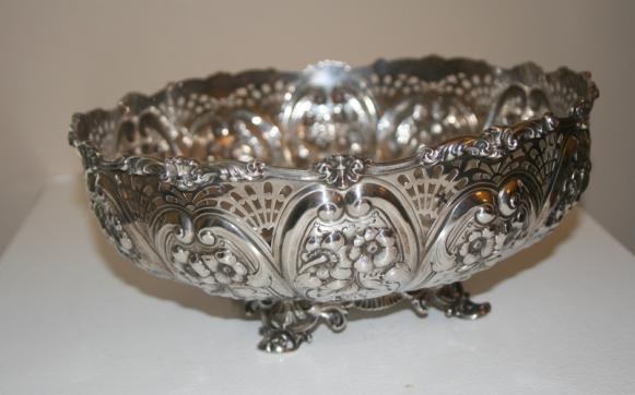 Centerpiece Bowl Sterling circa 1891 pierced with flowers and leaves