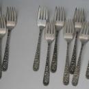 Repousse Kirk sterling silver 925/1000 set 8 place settings with old style knives
