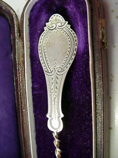 Coin Silver Olive Ladle Rare Early Twist handle