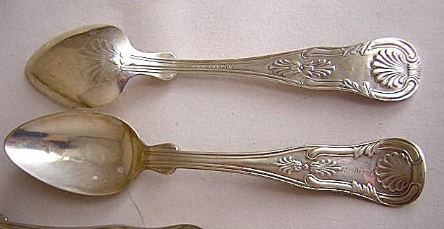 R & W Wilson Kings 12 teaspoons Sterling Silver