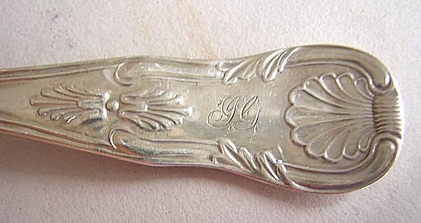 R & W Wilson Kings 12 teaspoons Sterling Silver