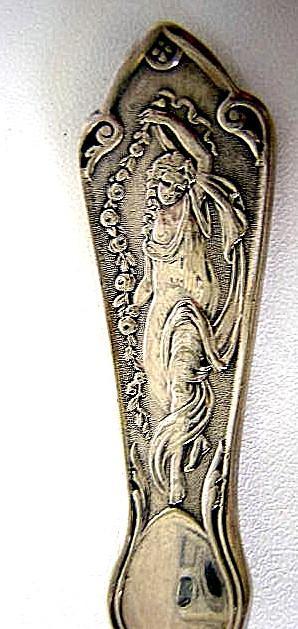 Figural Woman Pie Server Reed & Barton
