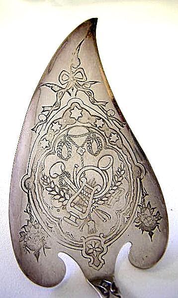 Figural Woman Pie Server Reed & Barton