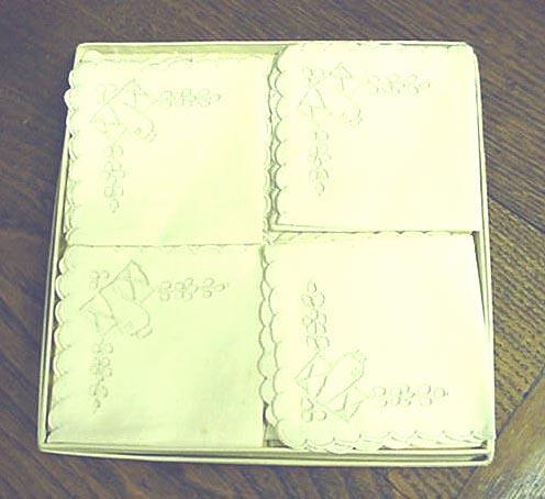 Deco Cocktail Napkins cut out / embroidery set