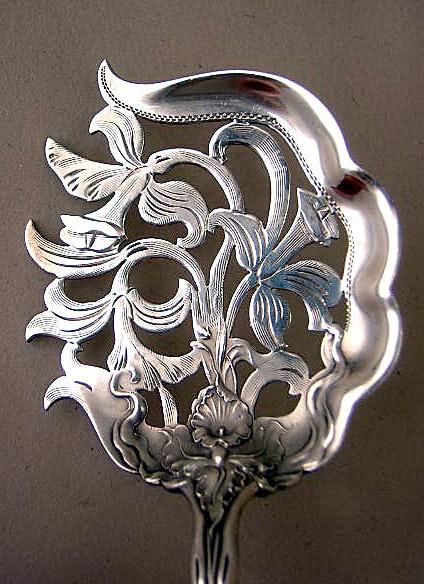 Raphael Alvin cucumber server pierced with tines Sterling