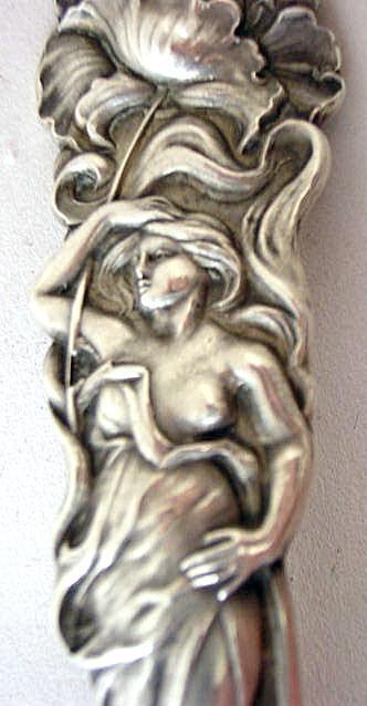 Raphael Alvin Cream Ladle Poppy figural woman