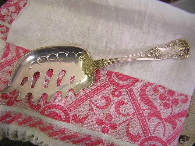 New Queens Macaroni Server Gorham Sterling