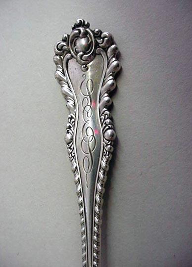 Mazarine D & H Pie Server all Sterling