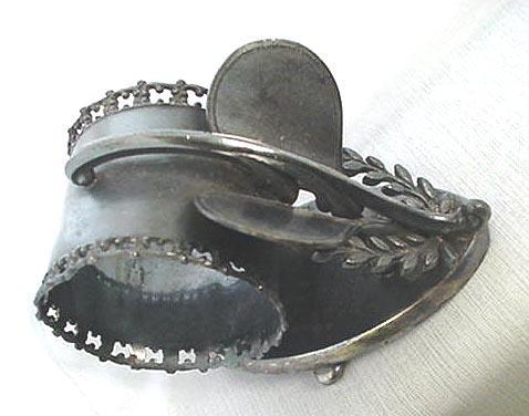 Napkin Ring TENNIS silverplated Meriden # 658