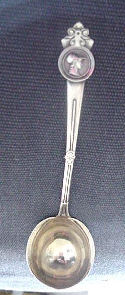 Medallion Gorham Cream Ladle terling