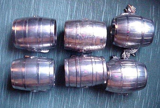 Napkin Ring Meriden # 625 Silverplate Barrel, Twig & Leaf design