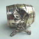 Napkin Ring Meriden # 625 Silverplate Barrel, Twig & Leaf design