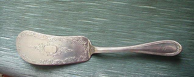 Bead Pastry Server Bigelow Bros. & Kennard Coin