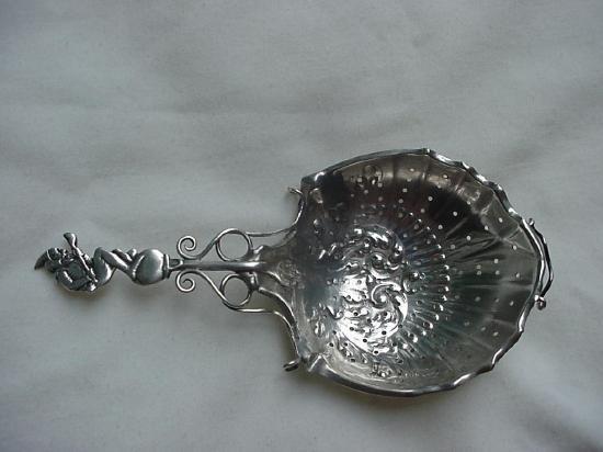 Tea Strainer Figural Elf Gorham Zig Zag pattn