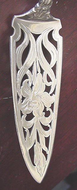 Majestic Alvin Jelly Cake sterling server