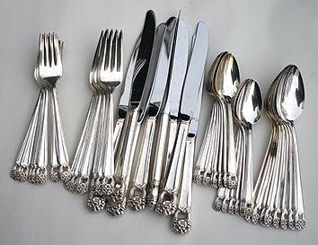 Eternally Yours silverware Set for 8 with