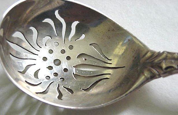 Holly Olive Tiffany sterling silver pierced olive spoon