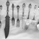 Medallion Gorham master salt spoon sterling silver