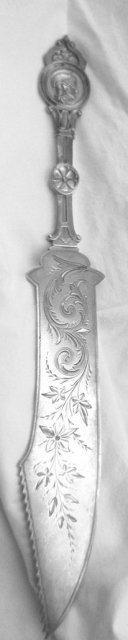 Medallion Pastry Fork Wood & Hughes sterling silver pristine!