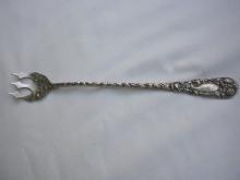 Chrysanthemum Durgin long handles pickle fork sterling silver