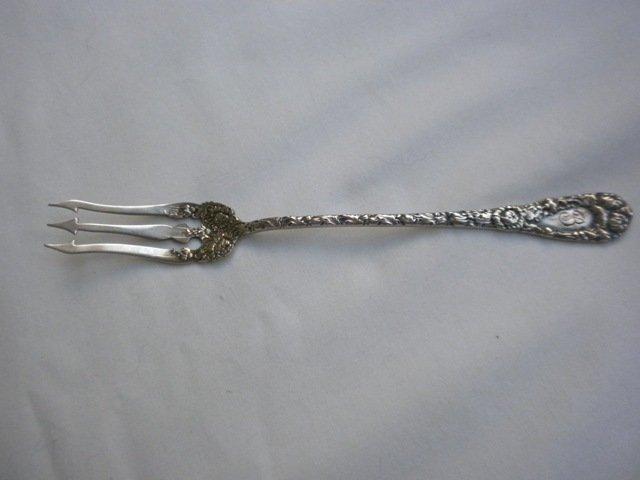 Chrysanthemum Durgin melon fork sterling silver