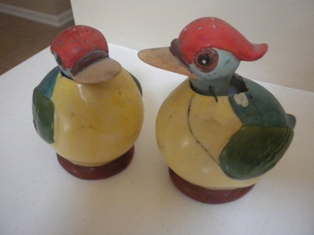salt and pepper shakers