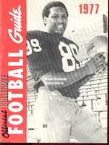 Collegiate Football Guide 1977 Ross Browner