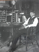 c1900'S PHOTO OF AN AGENT OF MISOURI PACIFIC